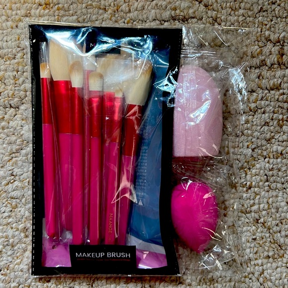 MAANGE Makeup Brush Set - Picture 1 of 2